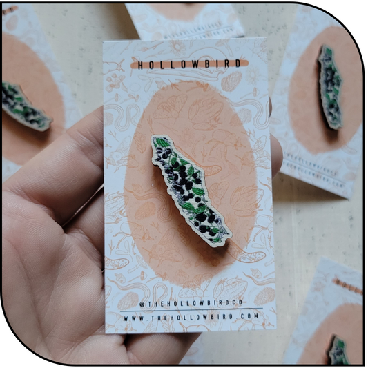 Van Isle Blackberry Wood Pin