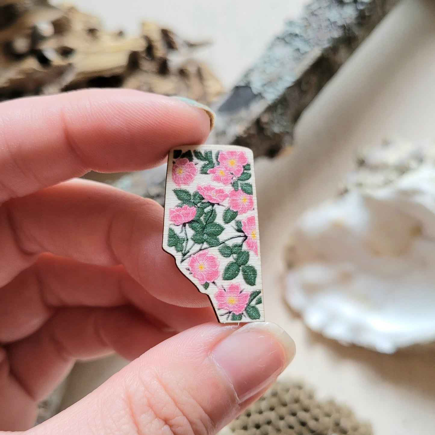 Alberta Floral Wood Pin